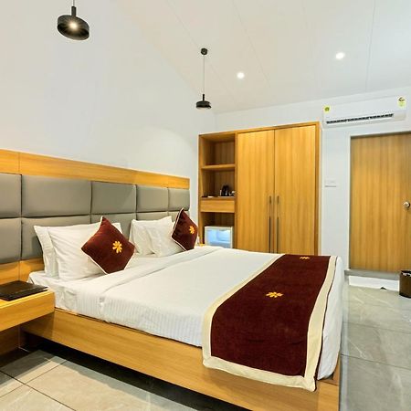 Gold Beach Villa Даман Екстериор снимка