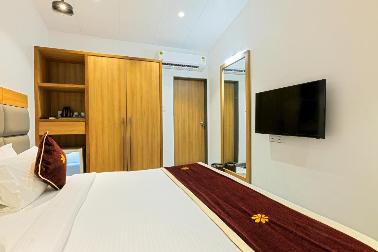 Gold Beach Villa Даман Екстериор снимка