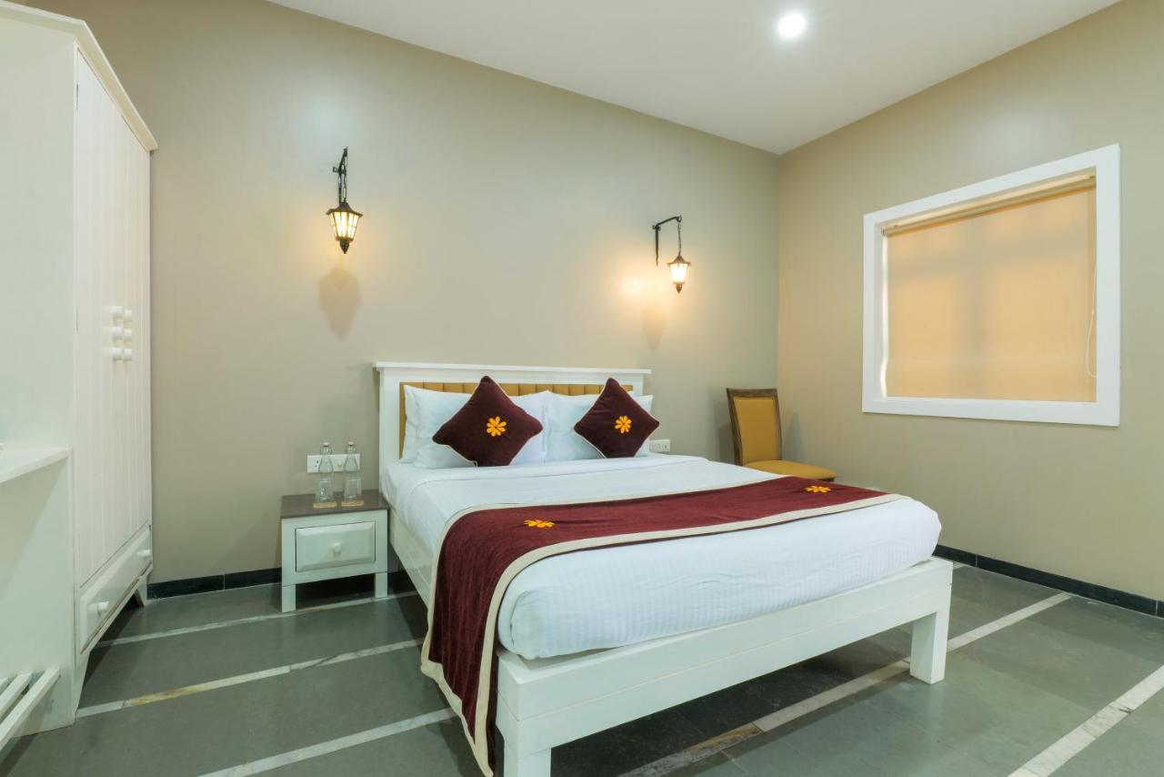 Gold Beach Villa Даман Екстериор снимка